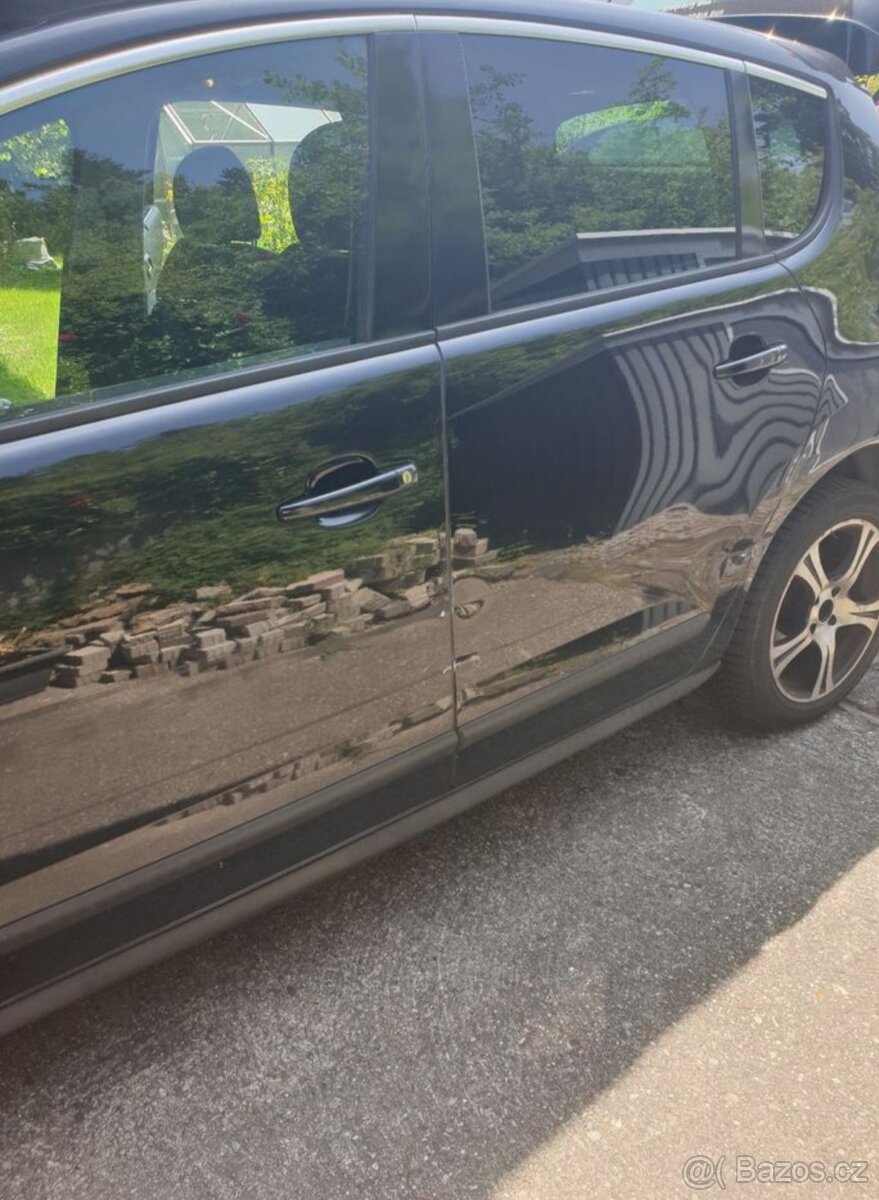 Peugeot 3008 2,0 150ps rok 2013 - 4