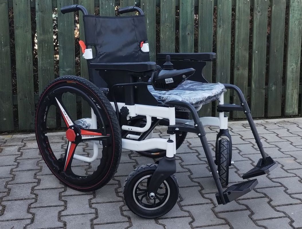 Elektrický invalidní vozík - 4