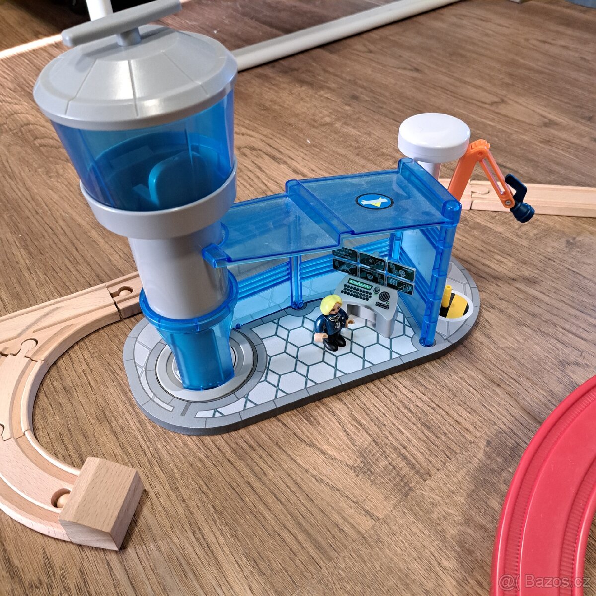 Vesmírná stanice - 4