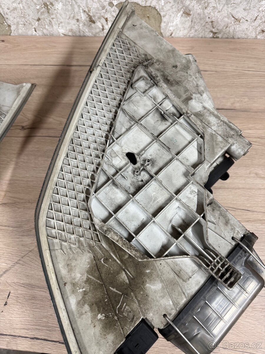 Xenony Octavia 2 Před Facelift - 4