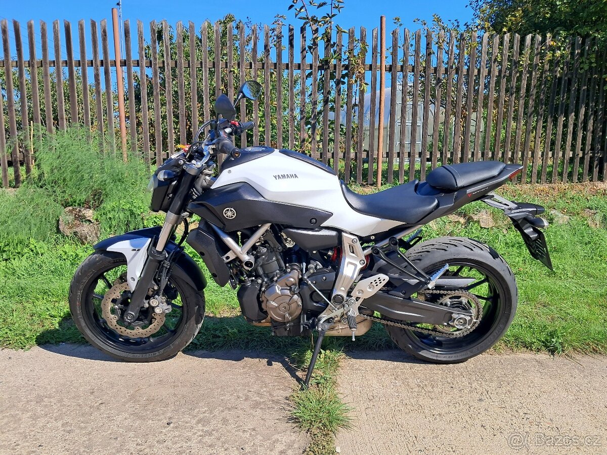 Yamaha MT-07 top stav - 4