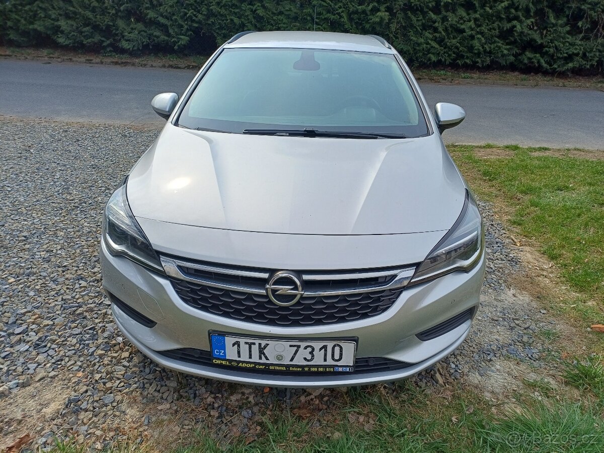 Opel Astra - 4