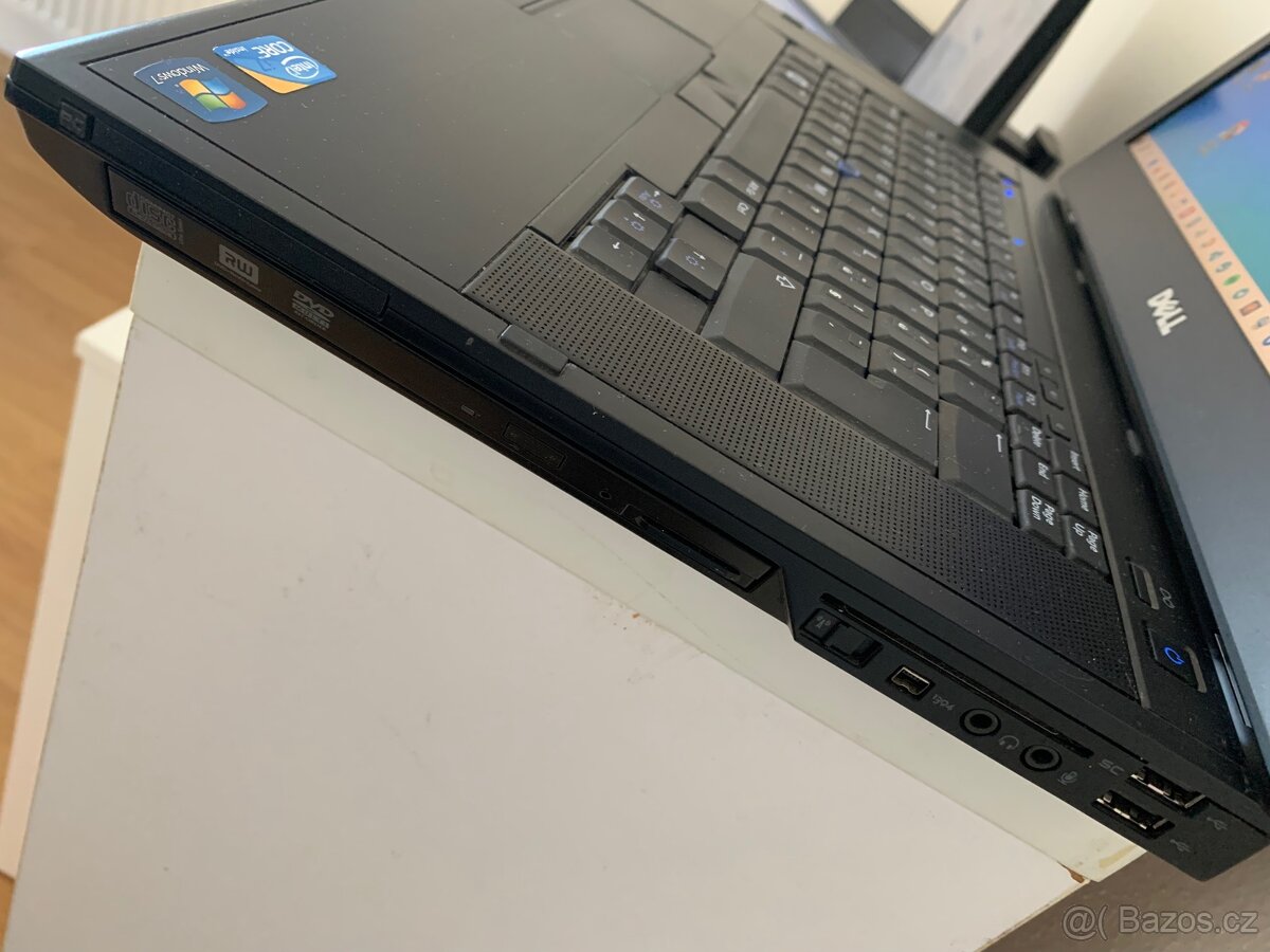 Prodám notebook Dell - 4
