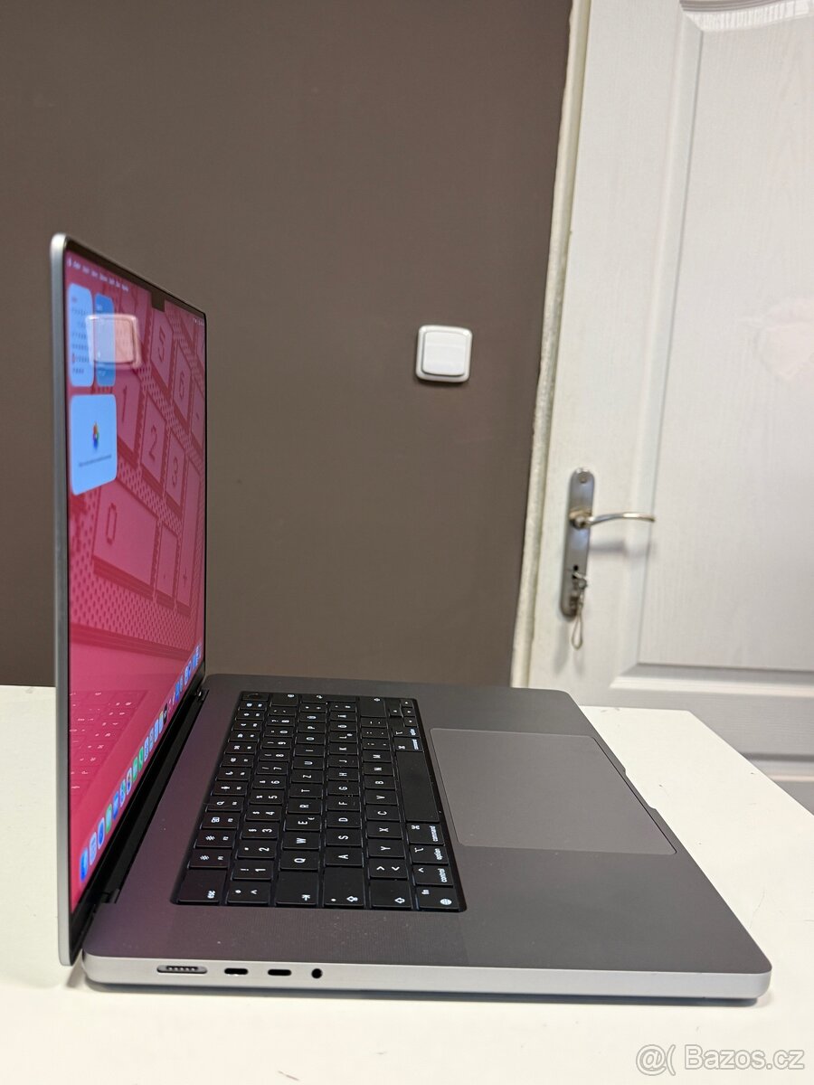 MacBook PRO 16” M1 PRO 32/512 - 4