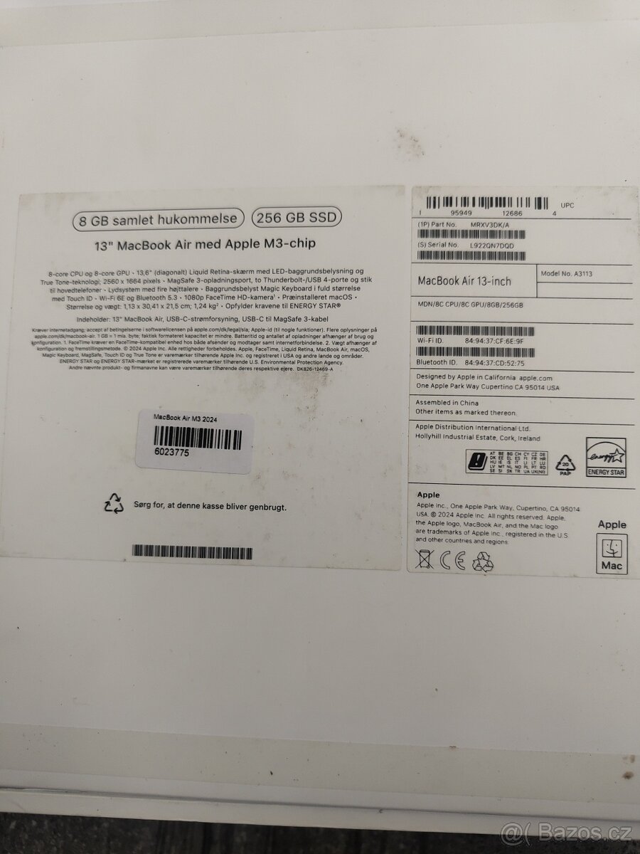 MacBook Air 13" M3 - 4