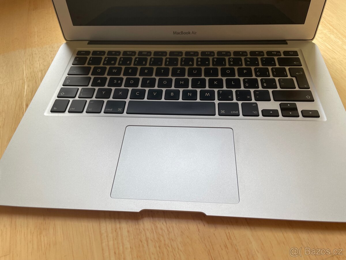 MacBook Air - 4
