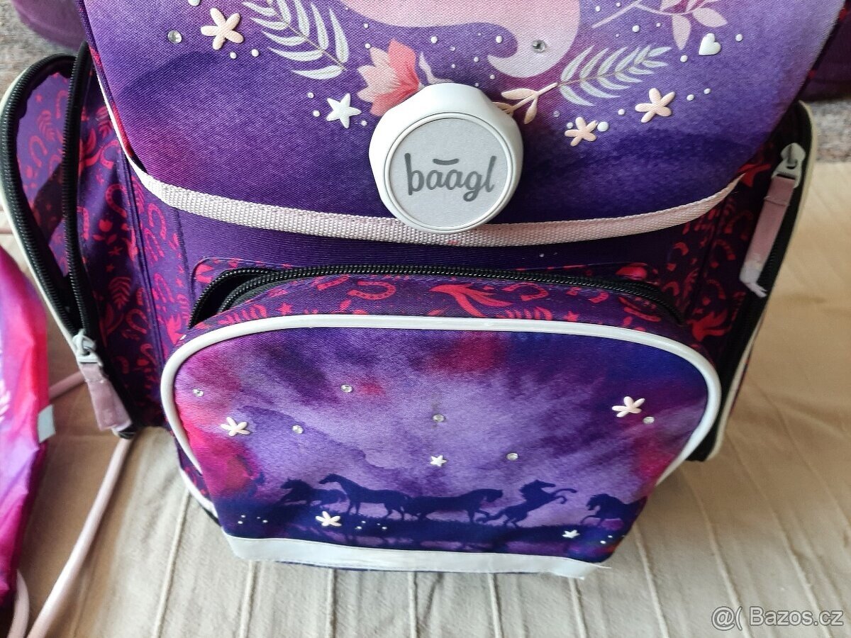 Školní aktovka Ergo - kůň zn. Baagl - 4