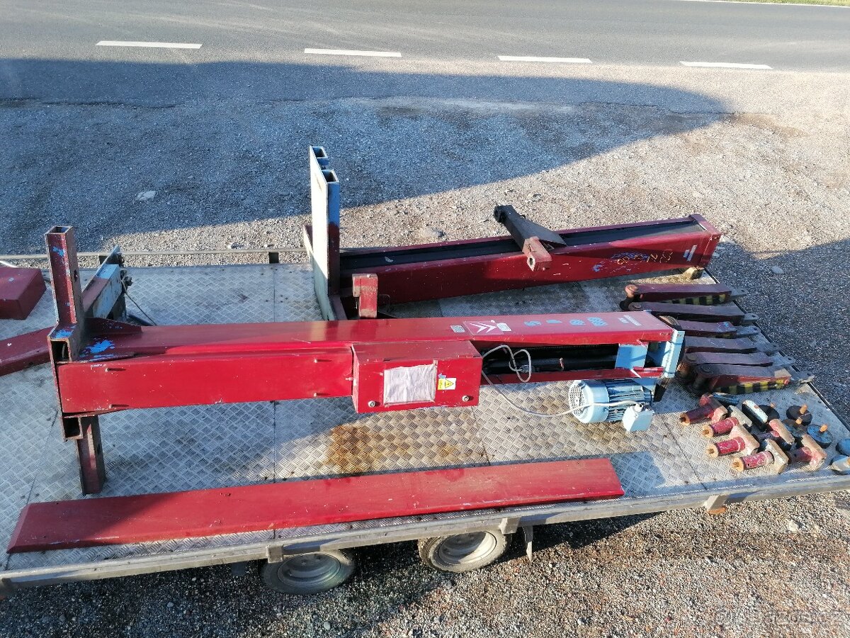 Dvousloupový zvedák 3500kg - 4