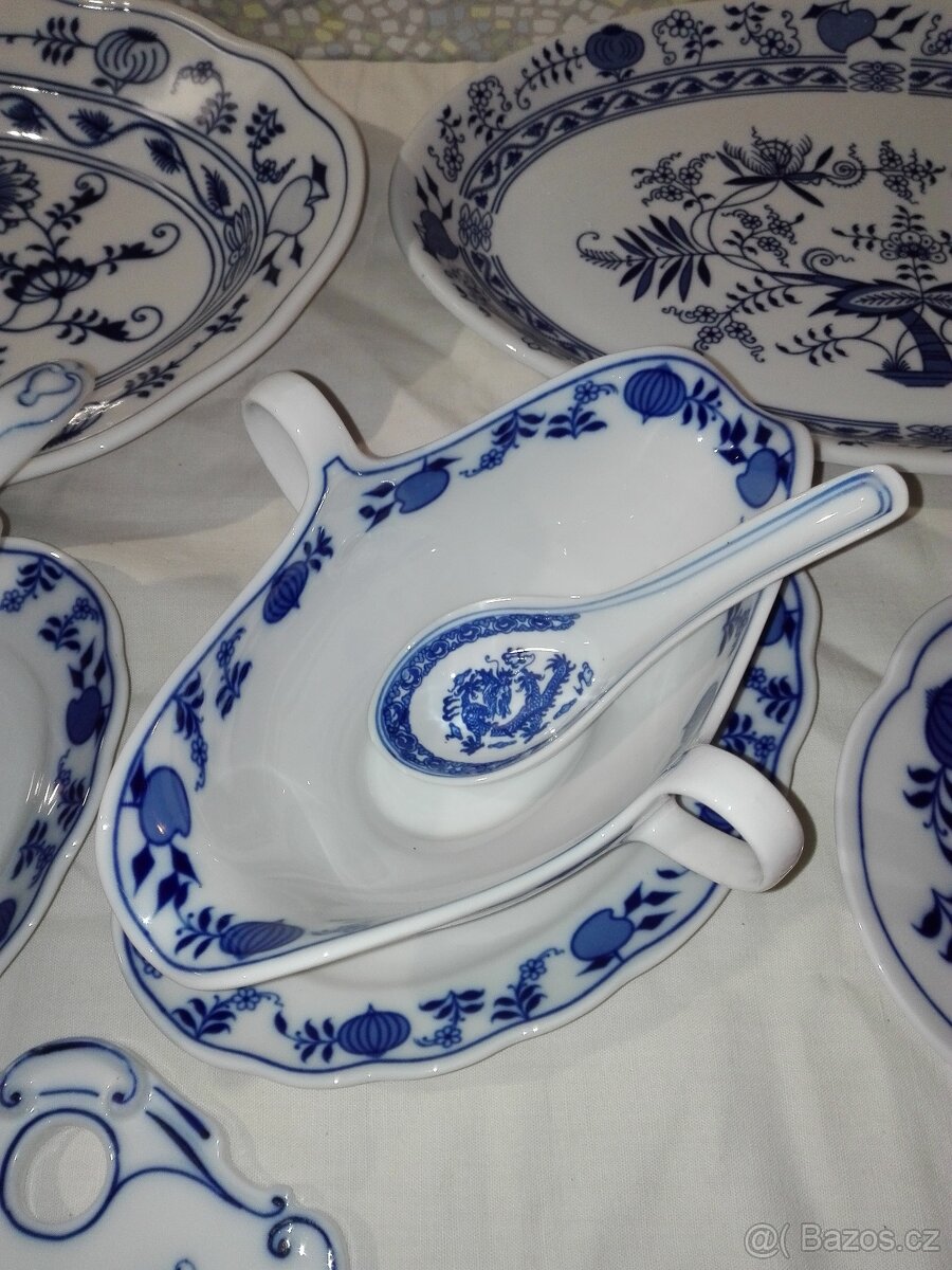 Porcelánové nádobí motiv cibulák zn. foto 12 kusů - 4