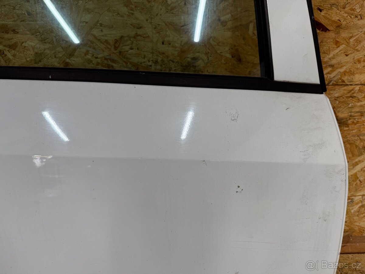 PRAVÉ ZADNÍ DVEŘE FIAT LINEA 2007-2012 - 4