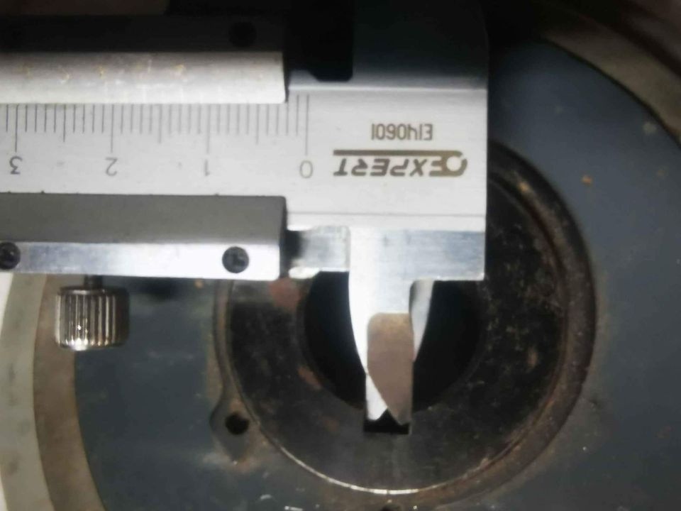 Odstředivá spojka - nová - 4