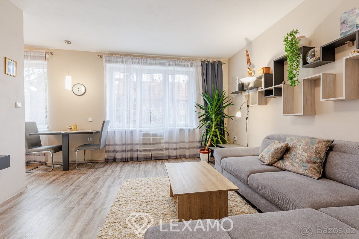 Pronájem bytu 2+kk 68 m², Jemnice ul. Široká, ev.č. 00311 - 4