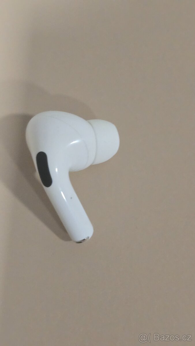 Airpods Pro 1. Generace - 4