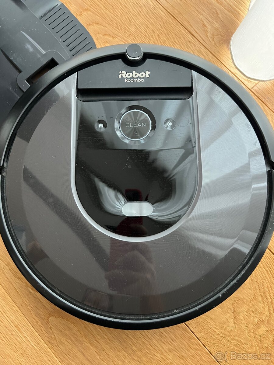 Roomba i7 - 4