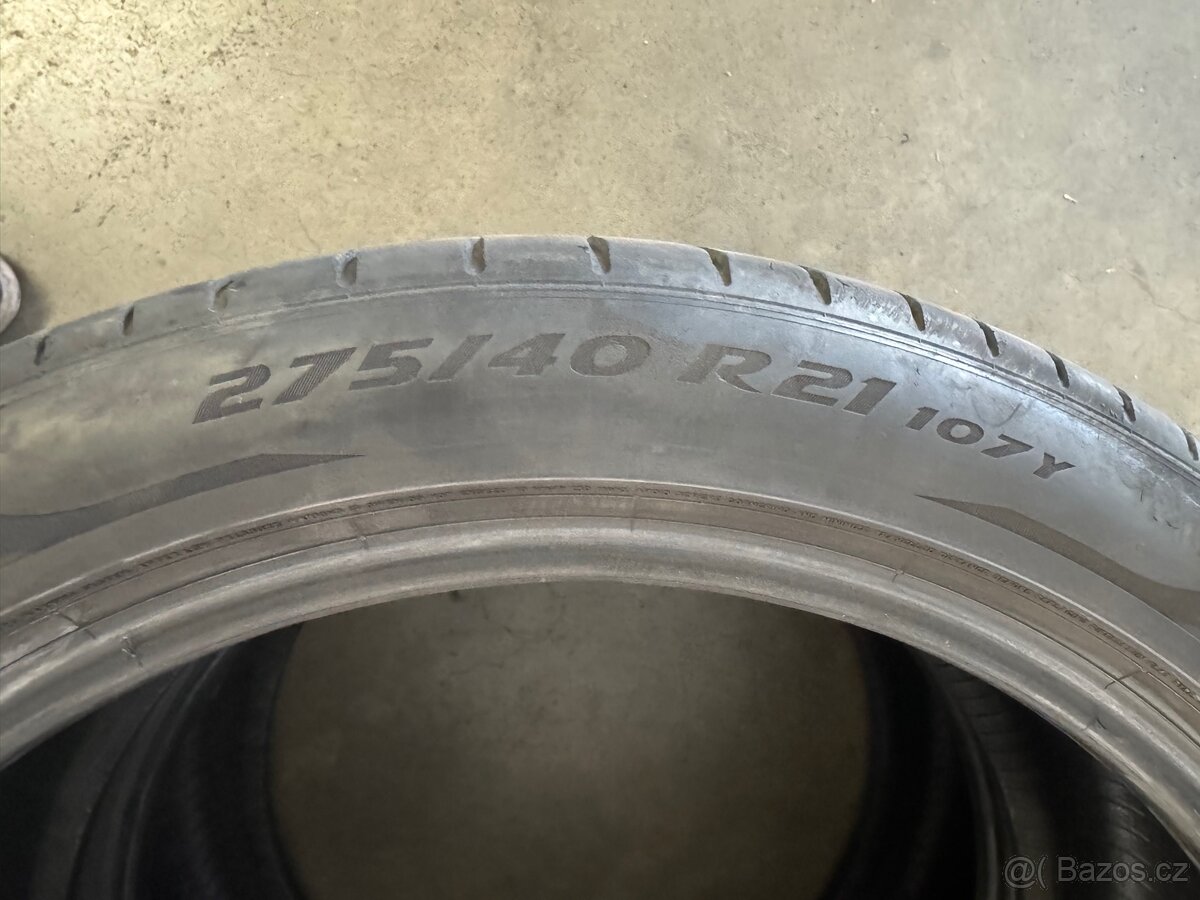 Pirelli Pzero 275/40R21 - 4