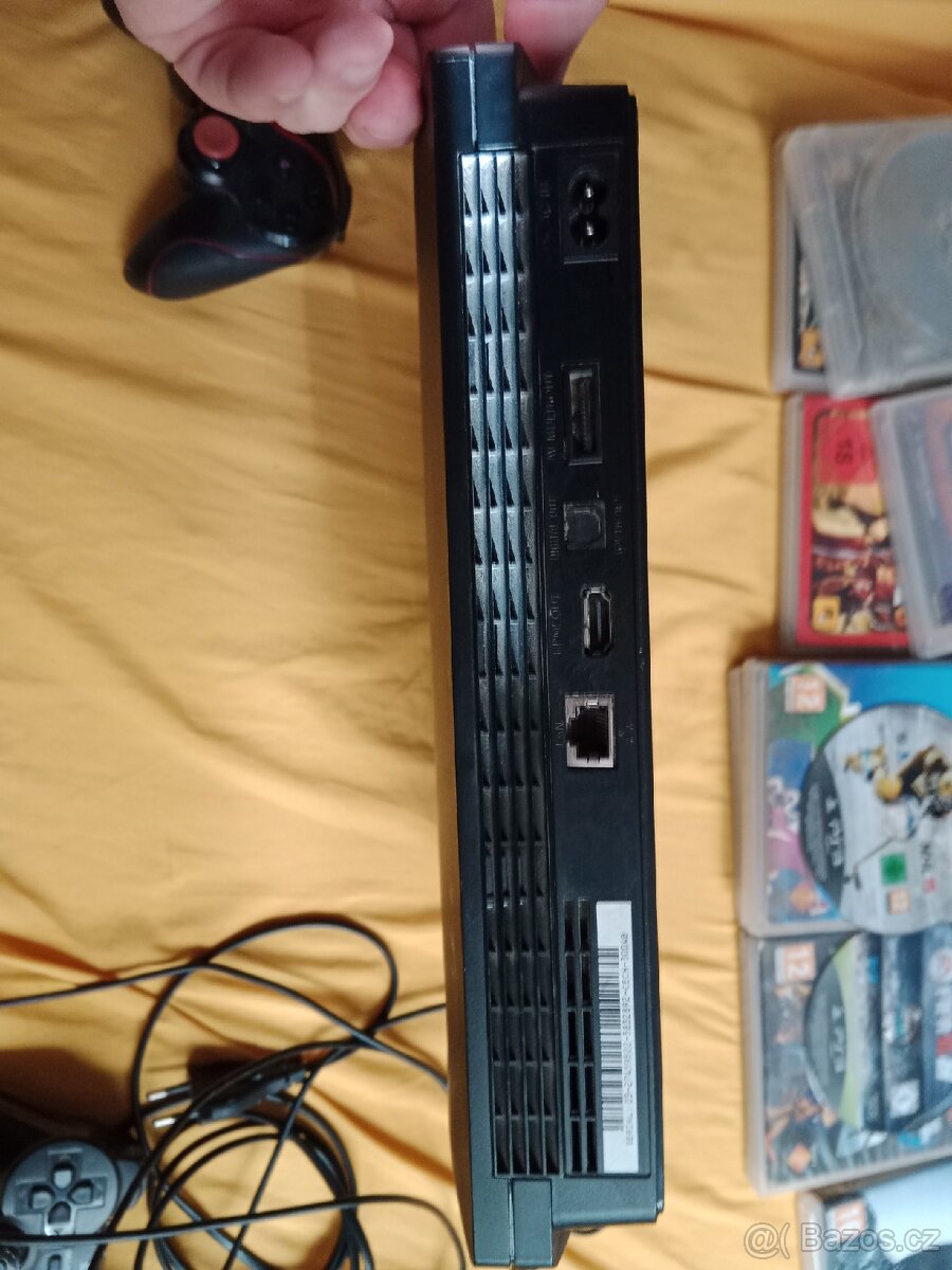 Prodávám herní konzoly PS3 Slim - 4