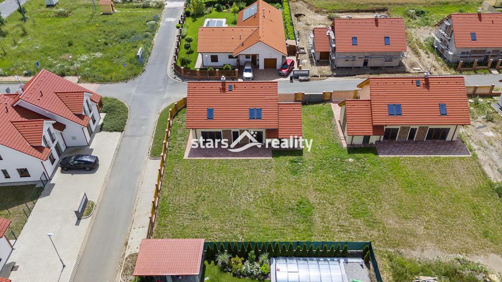 Prodej novostavby RD 5+kk s garáží, Veltrusy okr. Mělník - 4