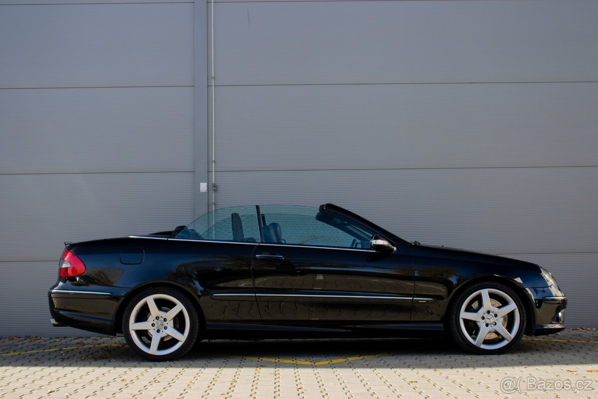 Mercedes-Benz CLK 320 Cabriolet z roku 2006 - 4