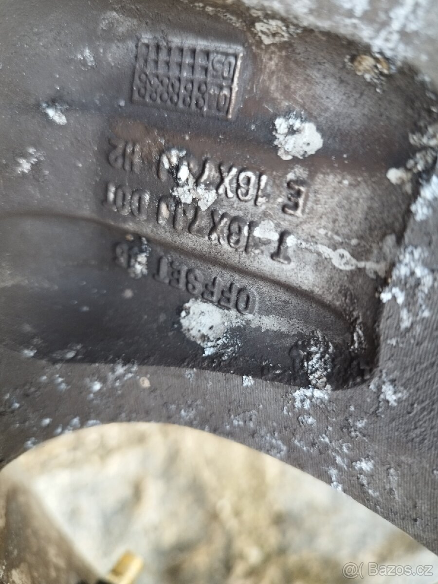 Sada diaků Kia Sorento + 2 pneu - 4