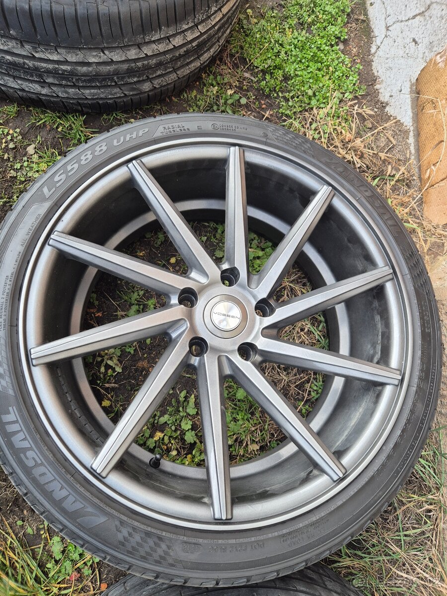 Vossen 5x120 19" - 4