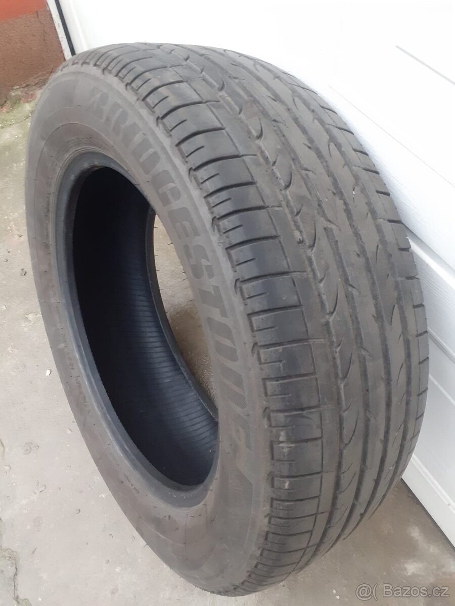 Prodám zánovní letní/zimní pneu - 4