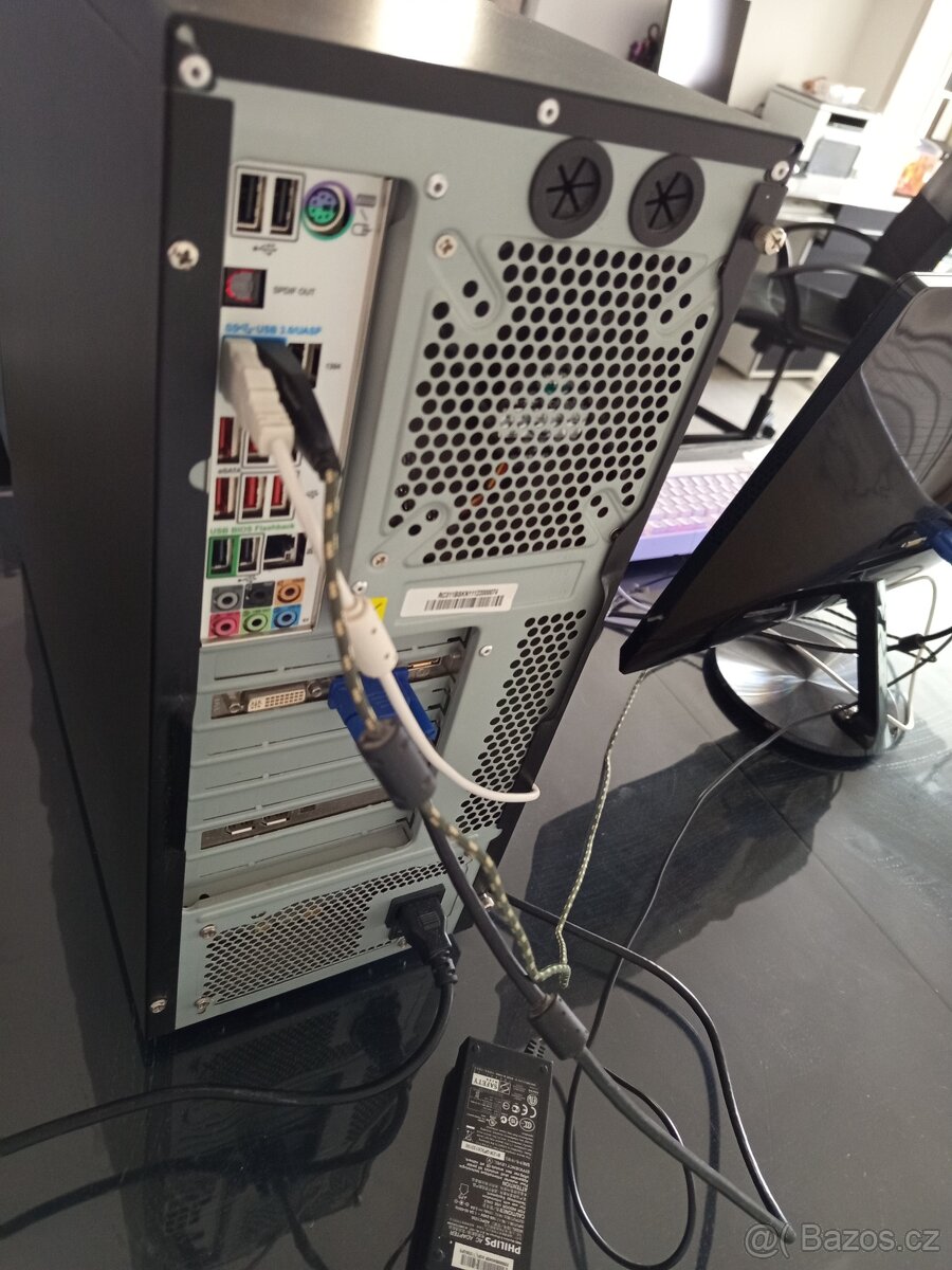 PC sestava - 4