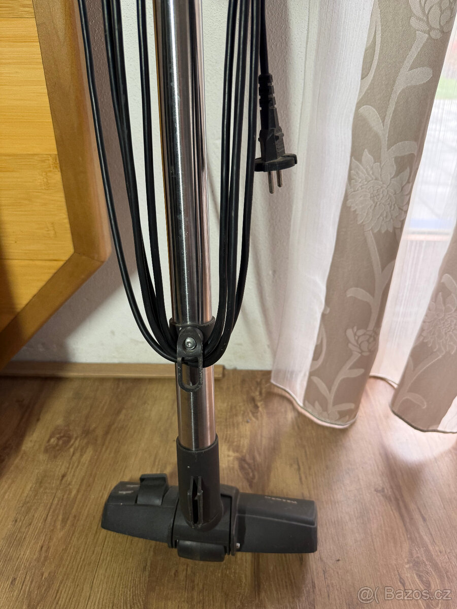 Tyčový vysavač Miele S 163 - 4
