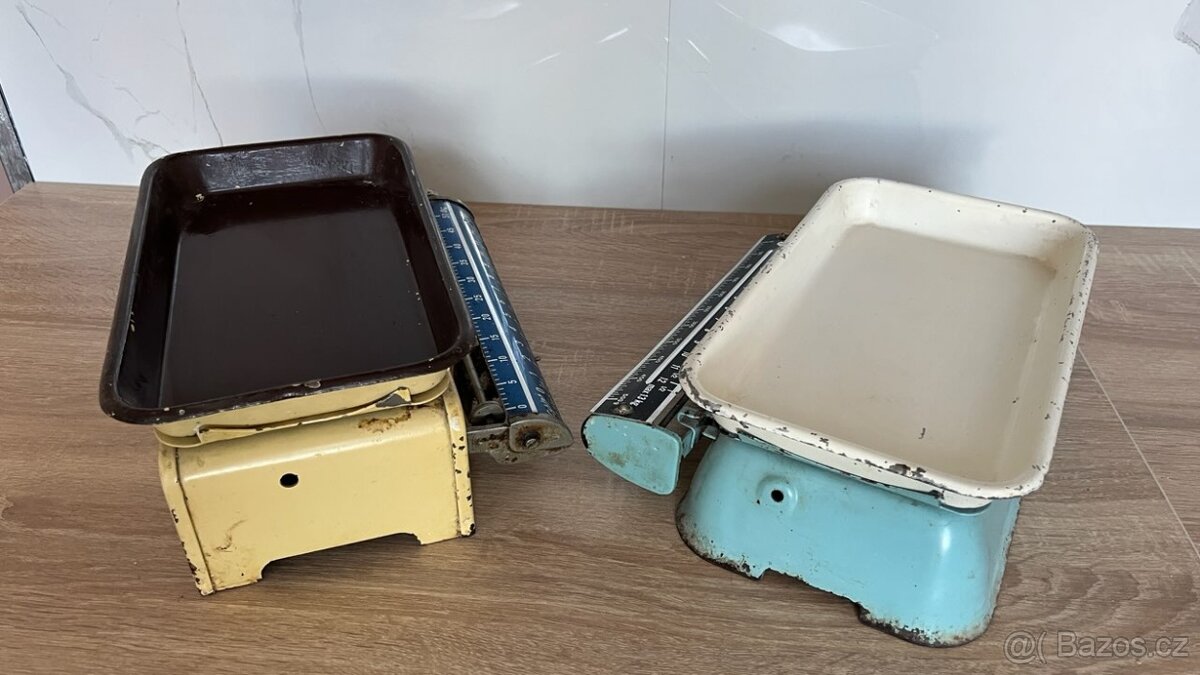 Stará kuchyňská váha, 2 ks - 4