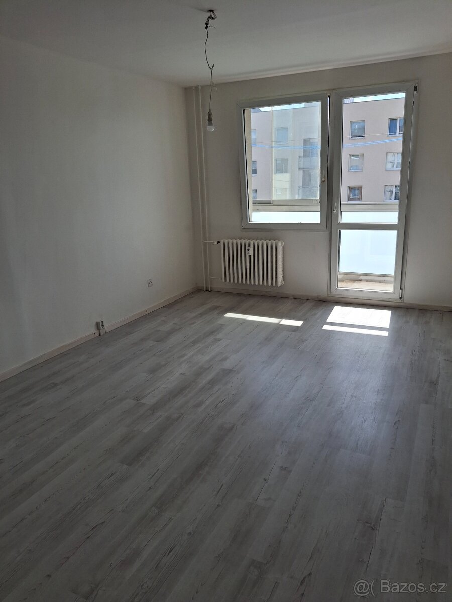 Pronájem bytu Výšina. - 4