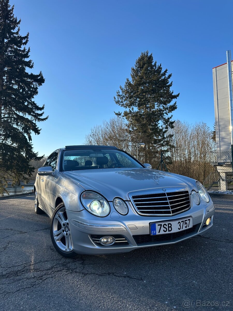 Mercedes-Benz E300 3.0 CDI – panoramatická střecha - 4
