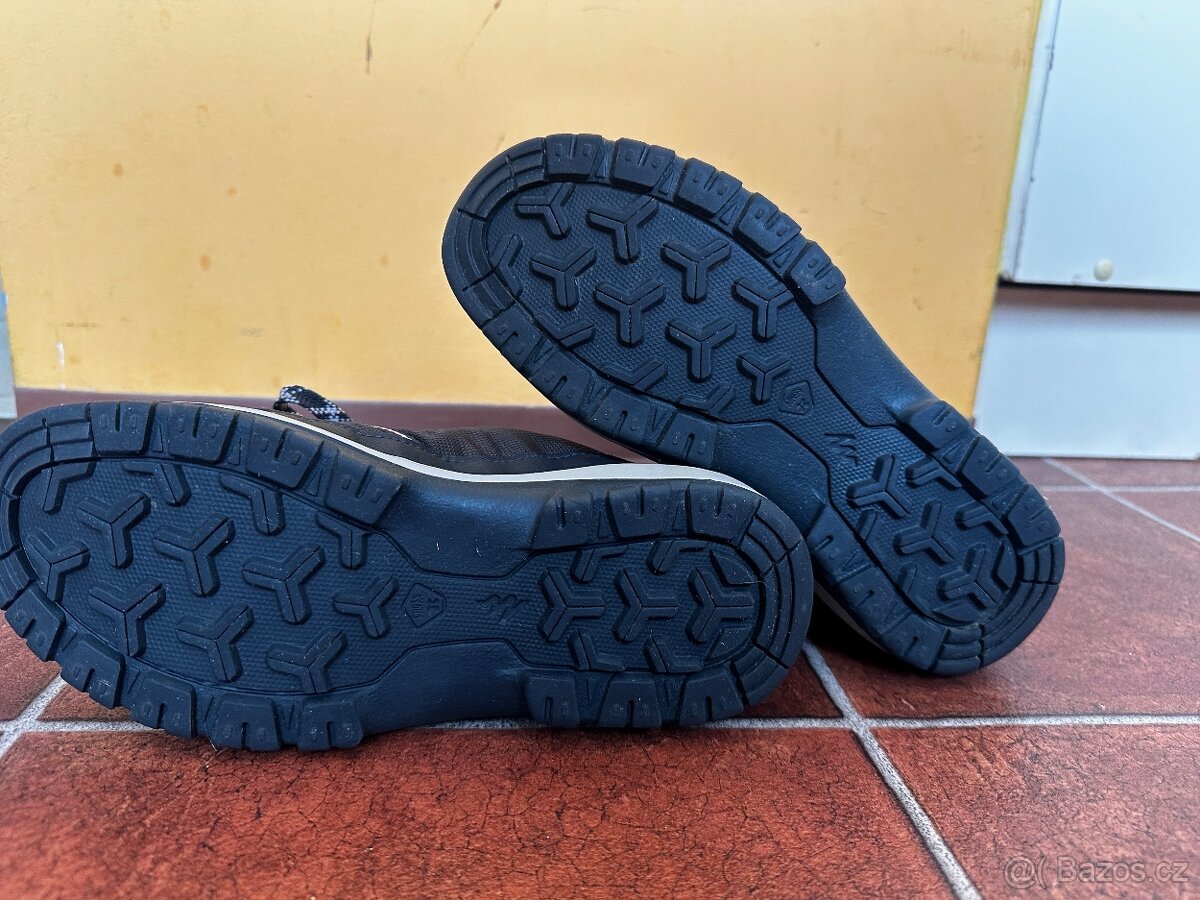 QUECHUA - dámské turistické boty - 36 - 4