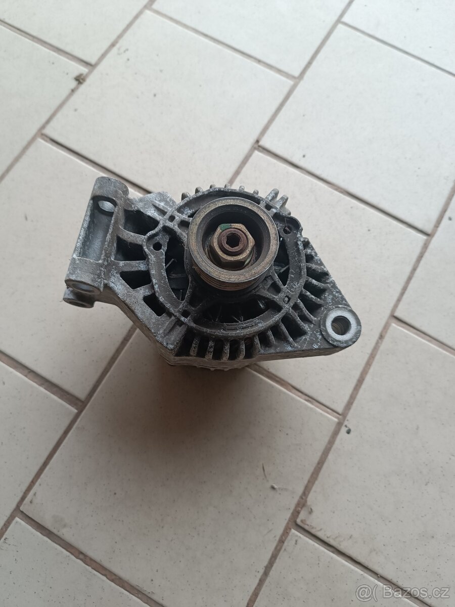 Alternátor Ford Focus 1.6 16V - 4