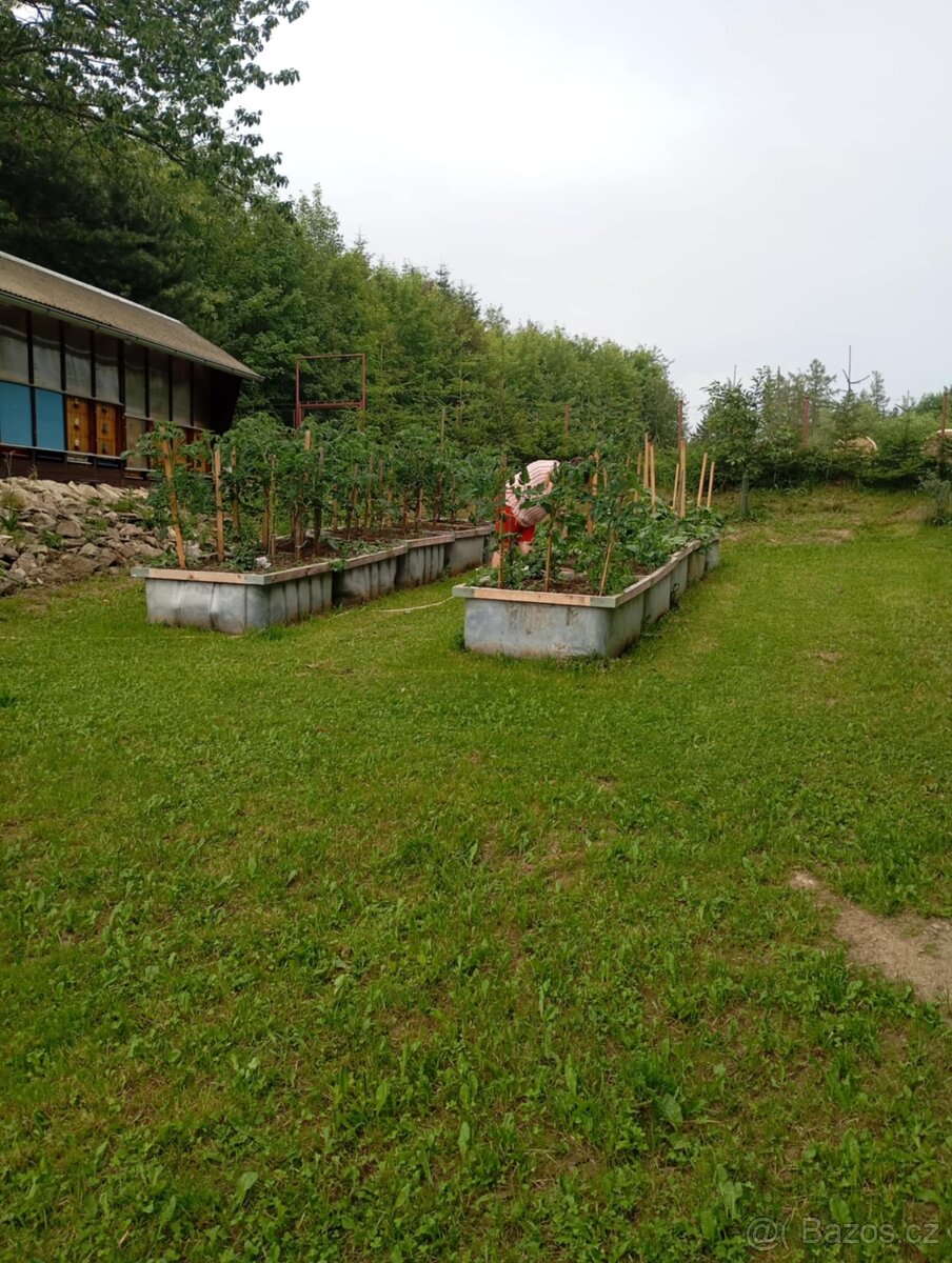 Záhon vyvýšený - 4