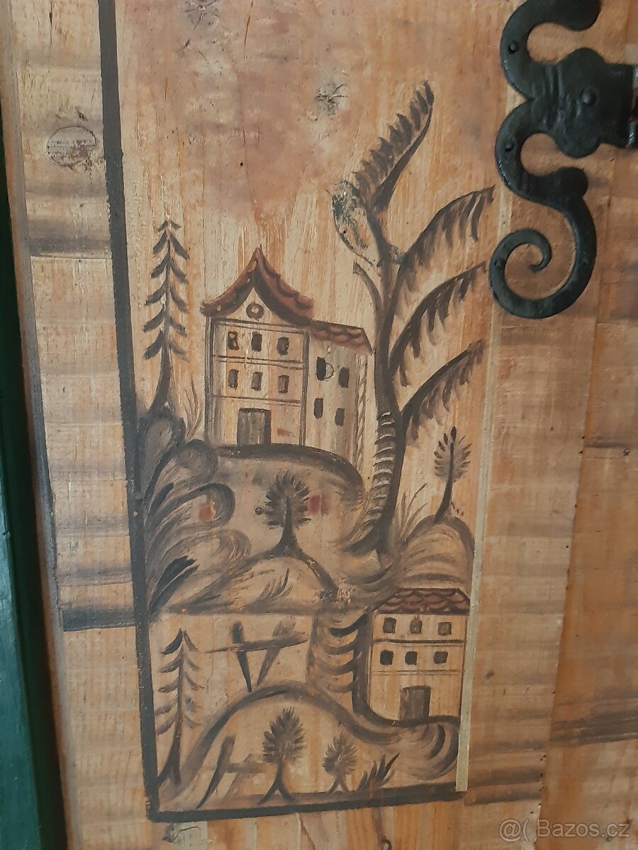 Starožitná skříň - 4