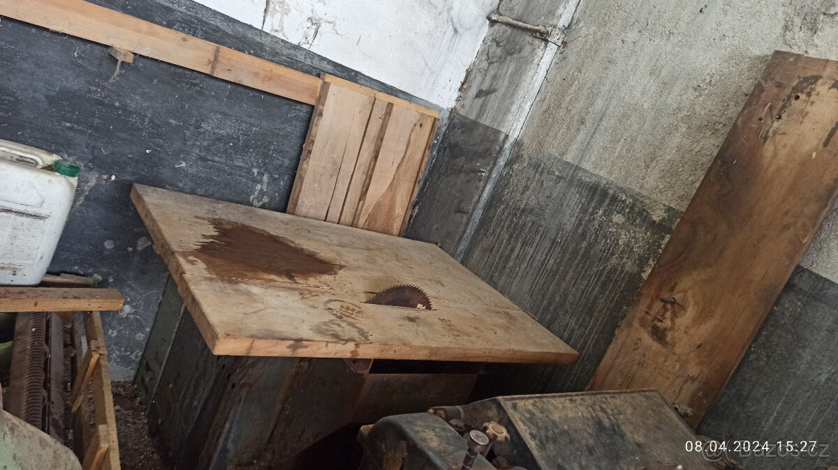 vybavení stolárny - 4