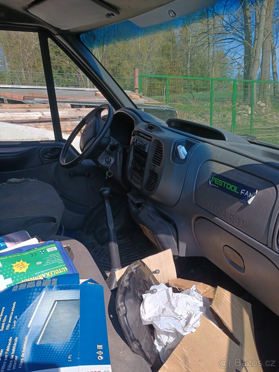 Ford transit 2,4tdci 2004 - 4