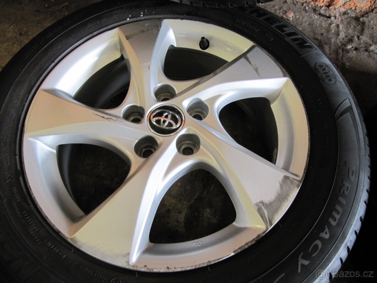 Alu Toyota + 215/60/17 - 4
