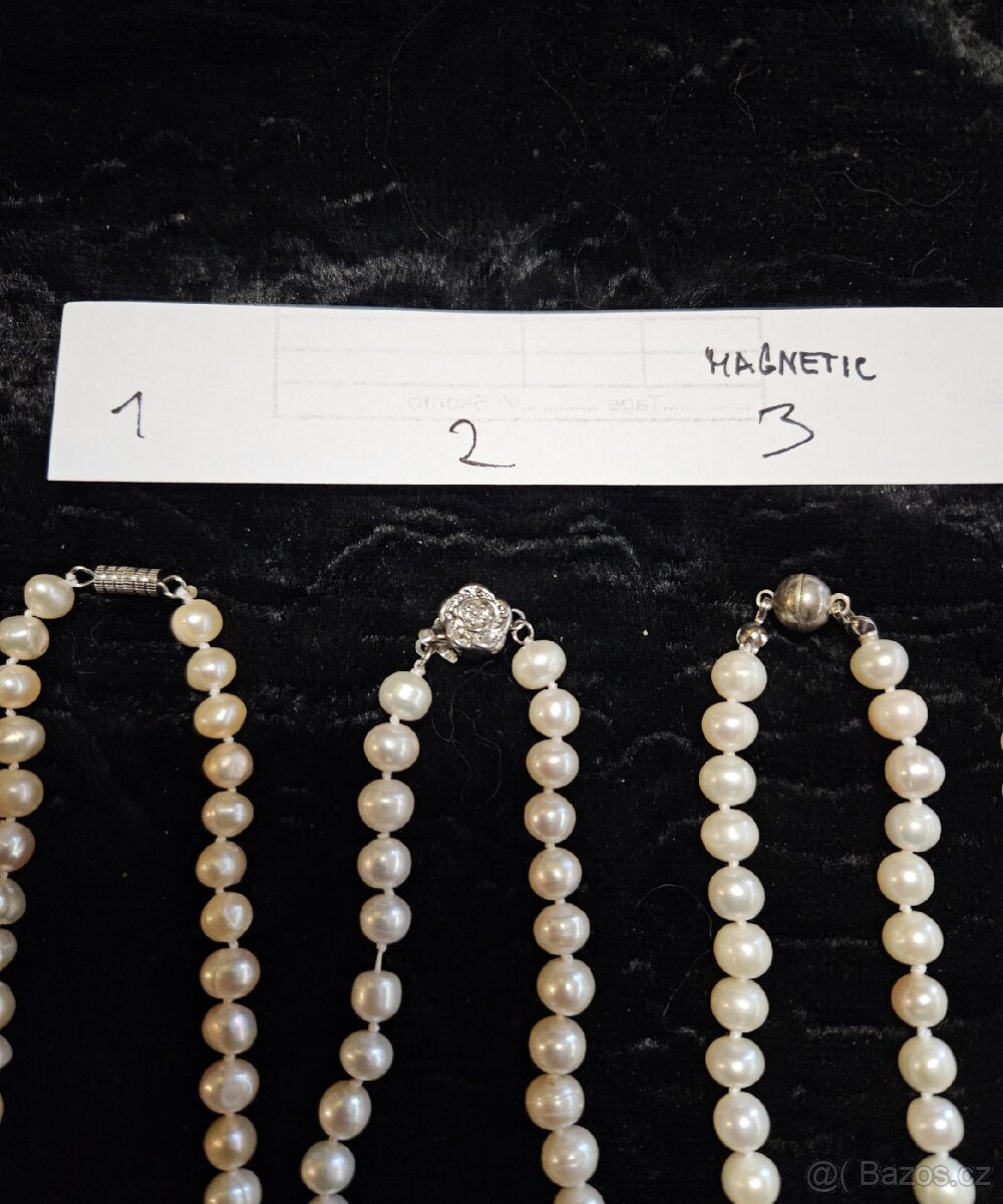 Perlové náhrdelníky (neznačené, různé uzávěry) - 4