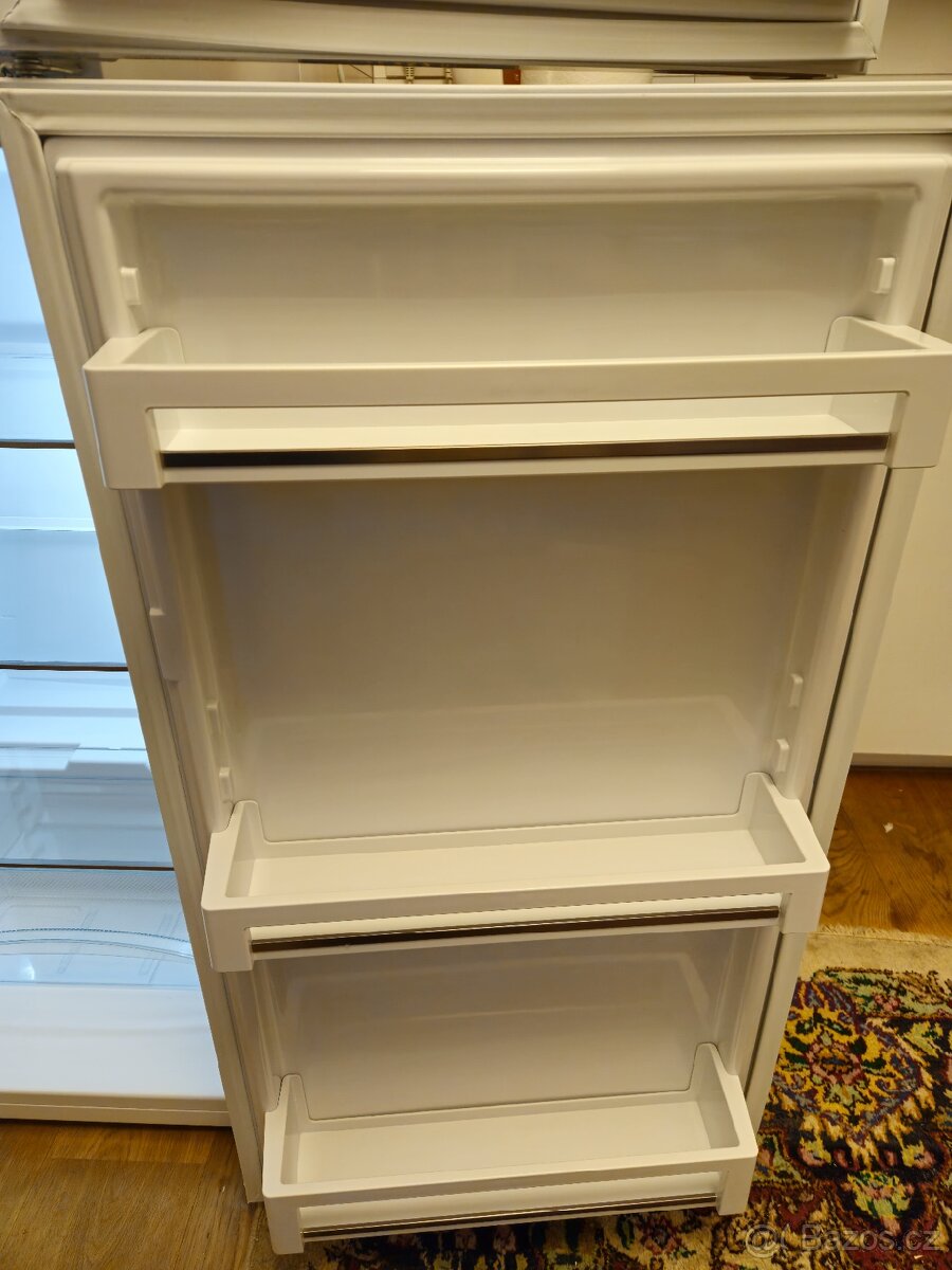 Chladnička s mrazničkou LIEBHERR, SmartFrost,, výška 140 cm - 4