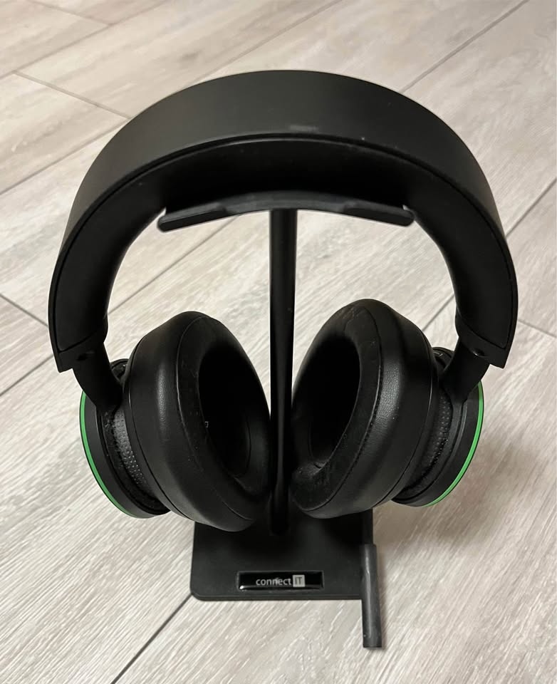 Xbox Series X 1TB Black + sluchátka Xbox + hry - 4