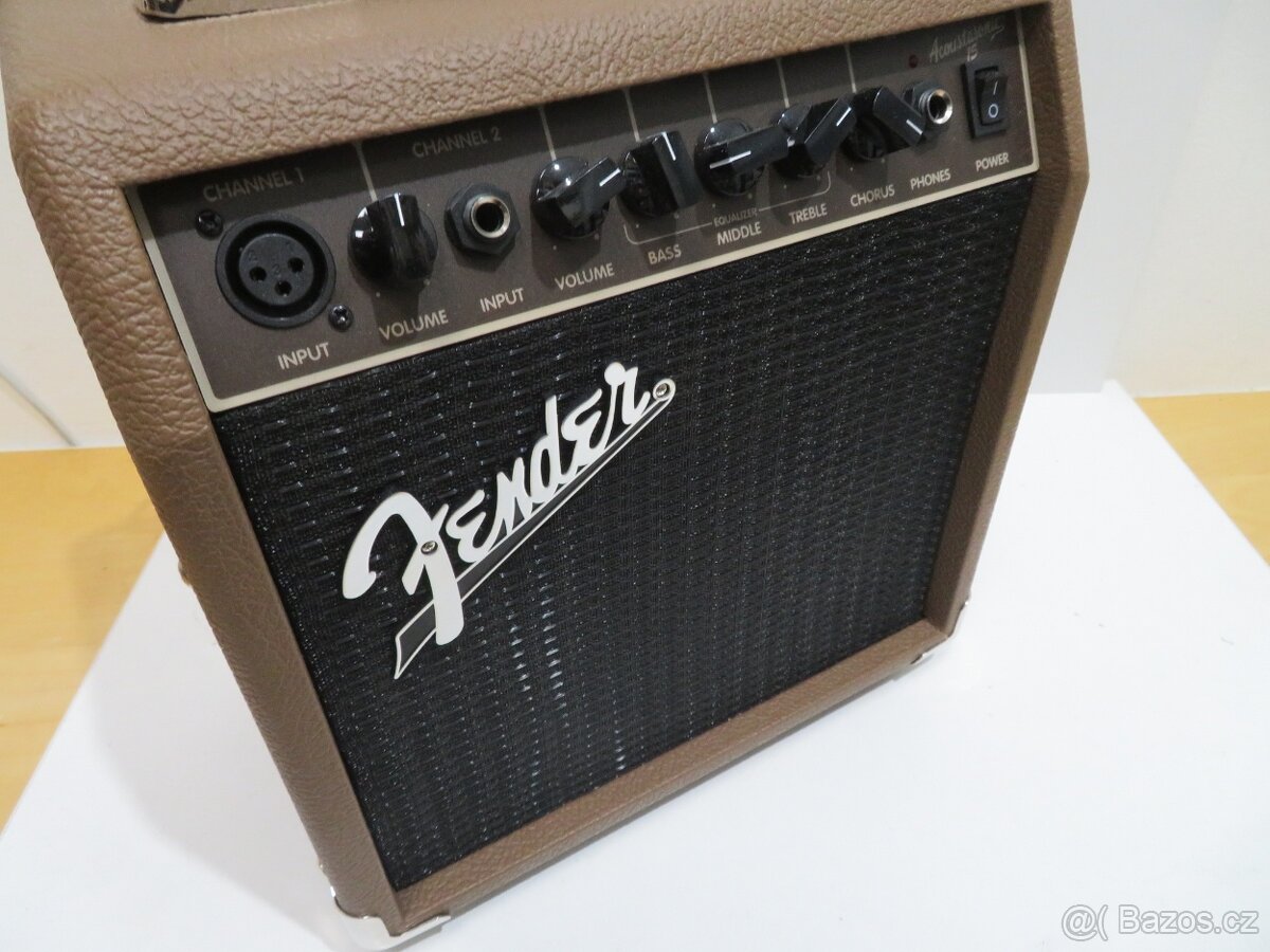 Zánovní kytarové kombo Fender Acoustasonic 15 - 4