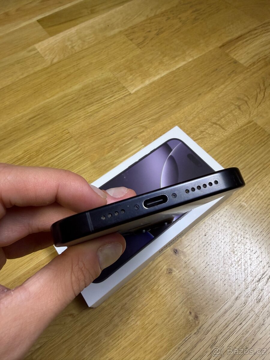iPhone 16 Pro Max 256GB JAKO NOVÝ - 4
