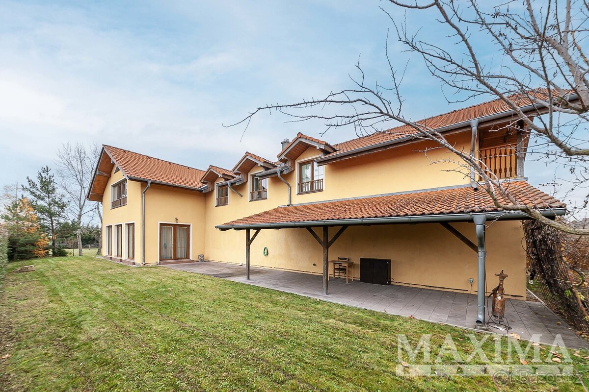 Dům 6 a více o ploše 290 m2 - Bašť, Bašť - 4