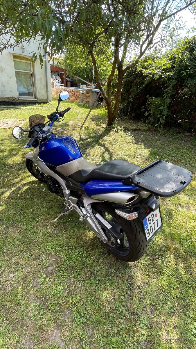 Suzuki gsr 600 - 4