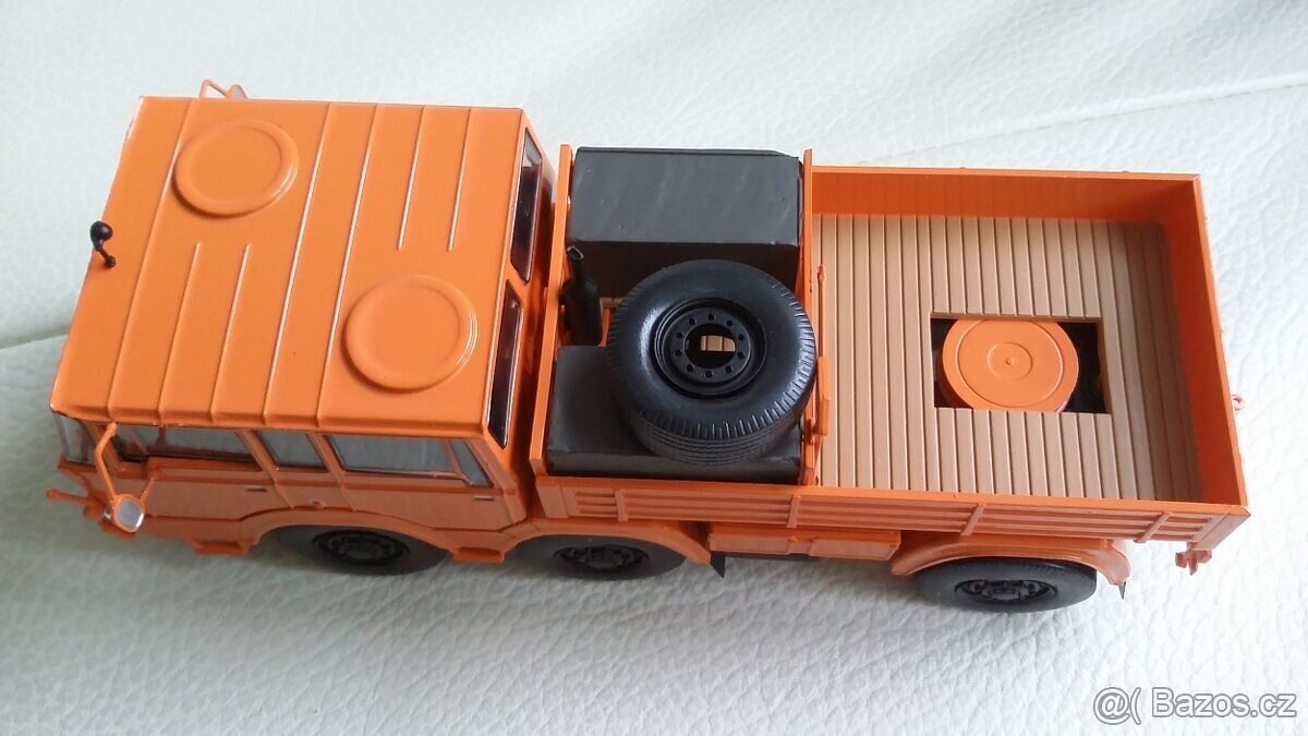 Tatra 813 6x6 tahač - 1968 DeAgostini 1/43 - 4