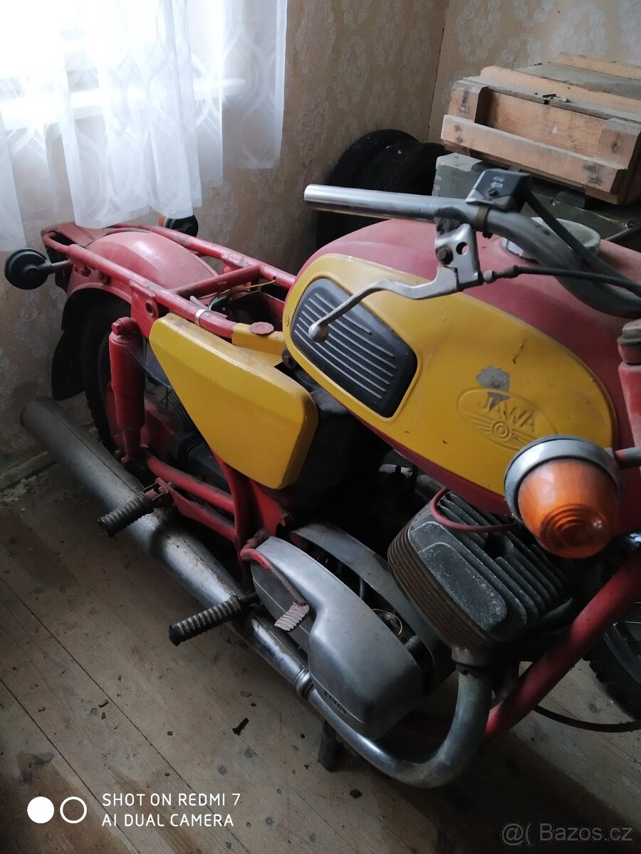 Jawa 350 - 4
