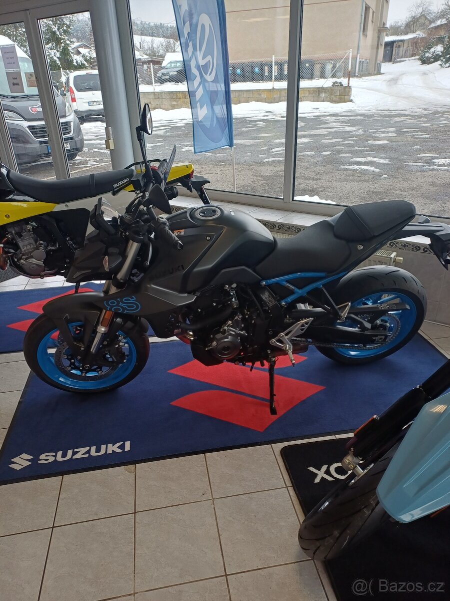 Suzuki Gsx-8S - AKCE Doprodej E5 - 4