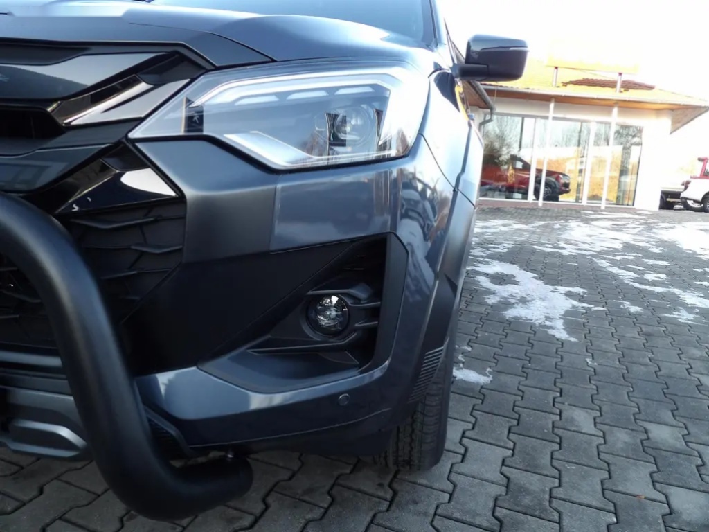 Isuzu D-Max, V-Cross Double Cab 4x4 A/T - 4