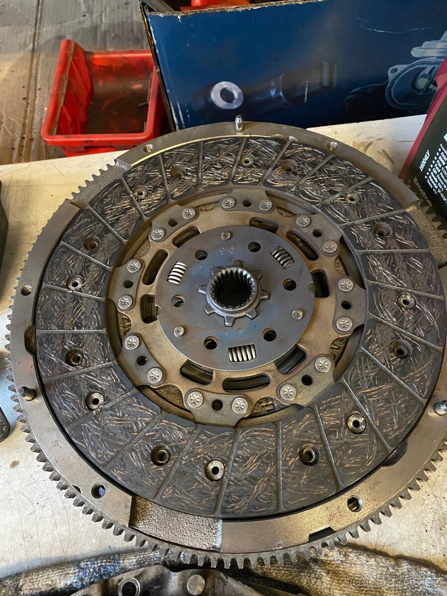 Setrvačník a spojková sada Alhambra Sharan - 4