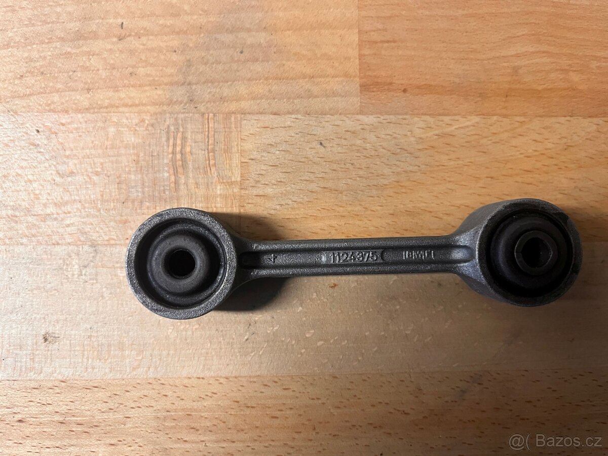 Náhradní díly E36 i nové - 4